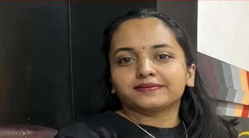 "स्वतंत्र पत्रकार मुक्ता कदम यांची निर्भीड प्रतिक्रिया - पोलीस कारवाईनंतरची सविस्तर बातमी"