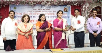 मुंबई शहर ग्रंथोत्सव २०२६ दादर पुस्तक प्रदर्शन आणि मान्यवर सदिच्छा भेट
