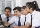CBSE १०वी निकालाची प्रतीक्षा करणारे शालेय विद्यार्थी