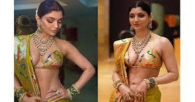 Akanksha Puri in Paithani saree with bikini blouse photoshoot