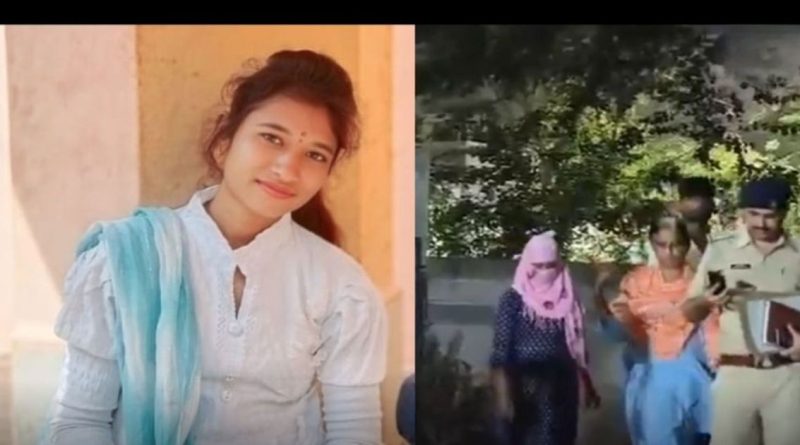 डाव्या बाजूला जिवंत परतलेली तरुणी शिवानी कलमेकर हिचा पांढऱ्या कपड्यातील फोटो आणि उजव्या बाजूला पोलीस स्टेशन परिसर जिथे पोलीस अधिकारी आणि तोंड झाकलेली महिला चालताना दिसत आहेत.