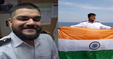 Heramb Karmarkar Pune marine engineer killed in Hormuz strait